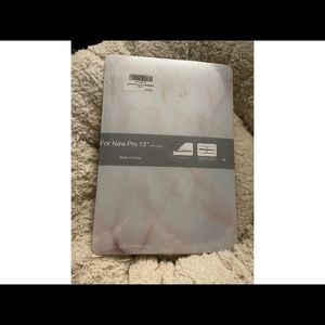 MacBook Pro- Hard shell cover case & Keyboard cover